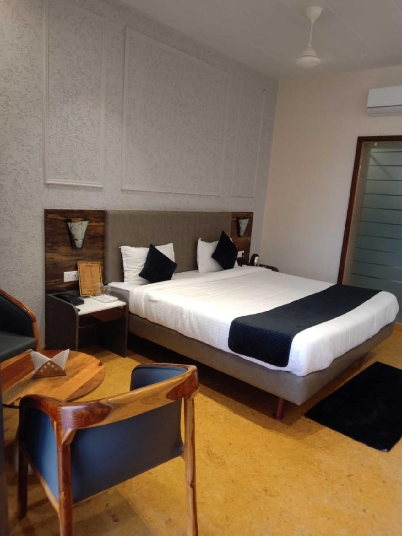 Sukoon Resort Pushkar Extérieur photo