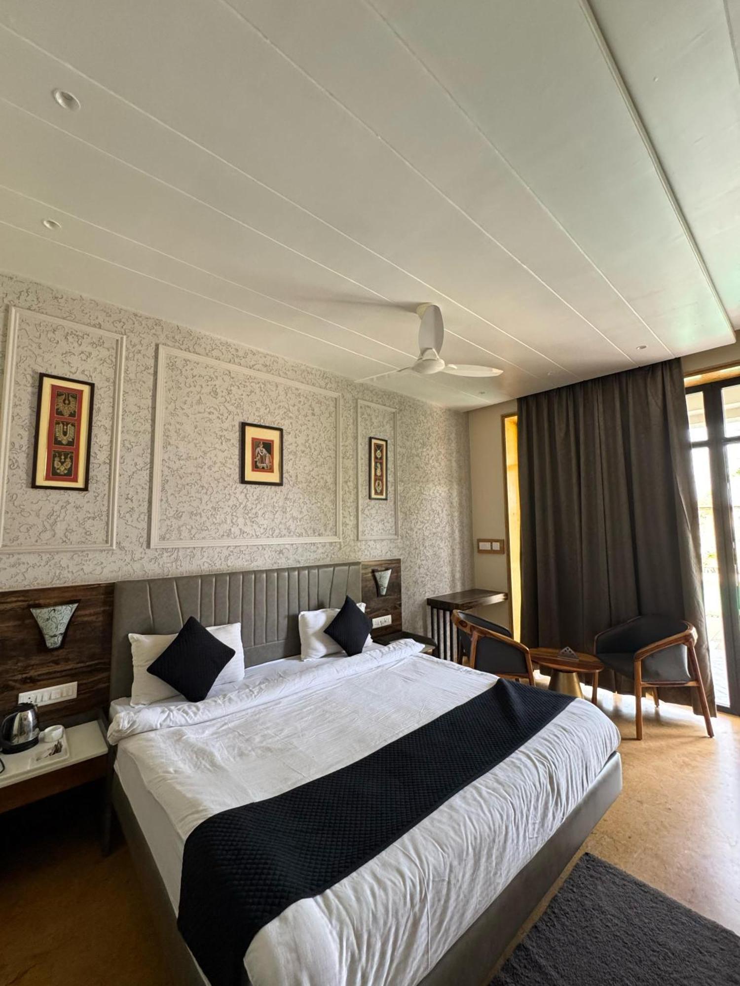 Sukoon Resort Pushkar Extérieur photo