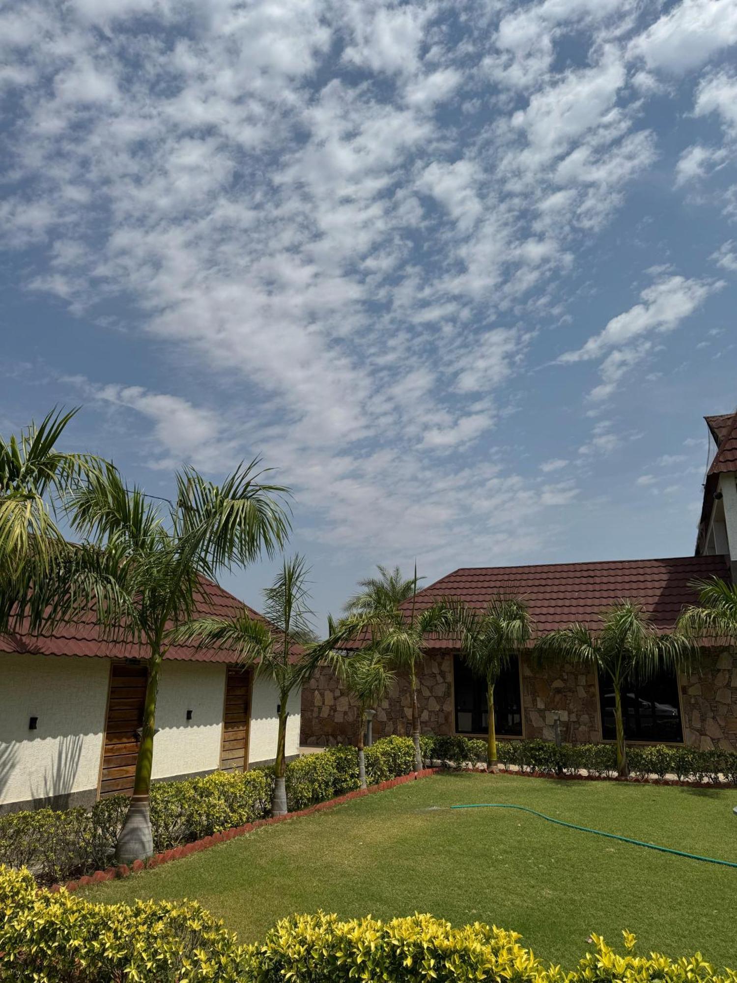 Sukoon Resort Pushkar Extérieur photo